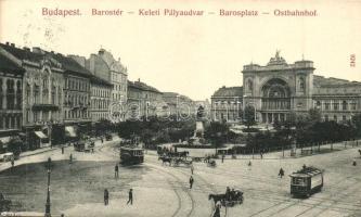 Budapest VII. Baross tér, Keleti pályaudvar, villamosok. Taussig A.