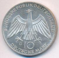 NSZK 1972G 10M Ag "Olimpia-München / Csomó" T:2 apró patina
FRG 1972G 10 Mark Ag "Ol...