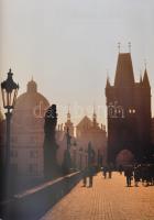 A világ legszebb helyei (szerk.: Ágoston Zoltán). Pécs, 2008, Pécsi Direkt Kft. Alexandra Kiadója. K...