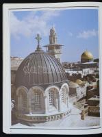 [Kloetzli], Godfrey: Egy zarándok a Szentföldön. Herzlia, é. n., Palphot. Papírkötésben, jó állapotb...