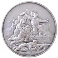 Olaszország DN FIR (Ellenállók Nemzetközi Szövetsége) ezüstözött fém emlékérem tokban (50mm) T:1,1- Italy ND FIR (International Federation of Resistance Fighters) silver plated commemorative medallion on case (50mm) C:UNC,AU