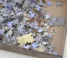 2 db 1000 db-os puzzle kirakós játék: Ravensburger High School Musical, Trefl P-51 D Mustang. Eredet...