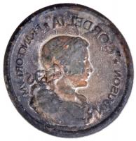 Németország / Weimar Köztársaság ~1925. "Mouson - Cordelia" ezüstözött fém lemezérem, parf...