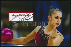 Margarita Mamun (1995-) olimpiai-, világ-, és Európa-bajnok orosz tornásznő, ritmikus sportgimnasztika, aláírása az őt ábrázoló fotón, 15x10 cm./ autograph signature