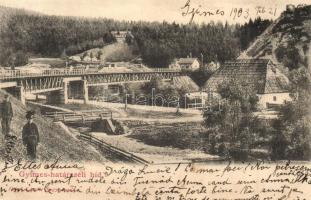 Gyimes, Ghimes; Magyar-román határszéli híd, csendőr / border bridge, gendarme