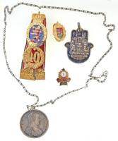 5db-os vegyes jelvény és érem tétel, közte Mária Terézia tallér fém replika láncon T:2