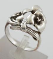 Ezüst(Ag) virágcsokros gyűrű, jelzett, méret: 56, nettó: 5,1 g