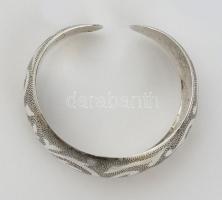 Ezüst(Ag) széles mintás karperec, jelzett, 7x6,5 cm, 22,8 g