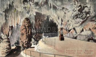 57 db főleg RÉGI jég és cseppkőbarlangokat ábrázoló képeslap / 57 mostly pre-1945 ice and stalactite...