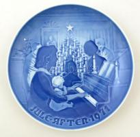 Copenhagen "Chirstmas at home" tányér, matricás, jelzett, hibátlan, d:17,5 cm