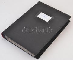 72 db különféle magyar sajtcímke, albumba rendezve