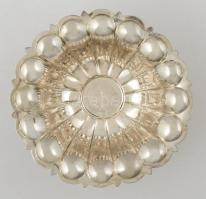 Ezüst (Ag.) talpas kalapált, poncolt, mesterjeggyel (SB), jelzett, nettó:438 g, m:11,5 cm, d:25 cm