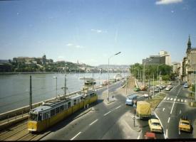cca 1979 Budapesti villamosok tétele, 4 db szabadon felhasználható, vintage negatív, 6x9 cm