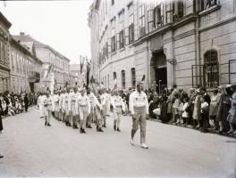 cca 1975 Budapesti városképek, életképek, 13 db szabadon felhasználható, professzionális minőségű, v...