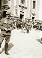 1918 Katonai fotónegatívok, Nagyvárad, Pünkösdfürdő feliratú tároló tasakban, 12 db vintage negatív,...