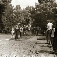 cca 1970 Agárdi MEDOSZ Sport Egyesület életéből 13 db vintage negatív Sinka Antal hagyatékából, aki ...