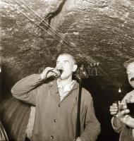 1962 Eger, szüreti képriport, 18 db vintage negatív felvétel Kotnyek Antal (1921-1990) fotóriporter ...