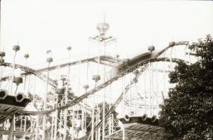 1976 Budapest, vidámparki felvételek, 90 db szabadon felhasználható vintage negatív, 24x36 mm