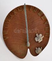 Békás leszúrható napóra, fém, rozsdás, m: 30 cm