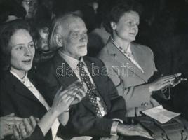 cca 1964 Kodály Zoltánról készült 2 db vintage fotó, 17x24 cm