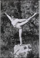 cca 1974 Mozdulat művészet bugyiban és anélkül, 3 db szolidan erotikus fénykép, korabeli vintage negatívokról készült mai nagyítások, 25x18 cm / 3 erotic photos, 25x18 cm