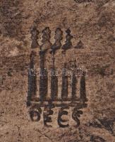 Zsolnay kályhacsempe 2 db, pirogránit, egyik jelzett, jó állapotban, 23×23 cm, m:5 cm (2×)