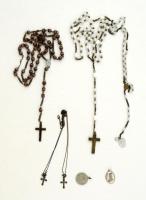 8 db vallásos tárgy(rózsafüzér, kismedál)