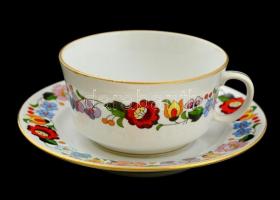 Kalocsai porcelán teás csésze, csészealjjal, kézzel festett, jelzett, hibátlan, d: 10 és 15 cm