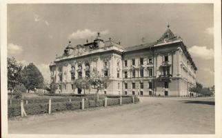 Rimaszombat vármegyeháza