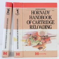 Hornandy Handbook of Cartridge Reloading. Rifle-Pistol. Grand Island, 1991, Hornandy Manufacturing Company. Negyedik kiadás. Kiadói kartonált papírkötés, angol nyelven. / Hardback, in English language.