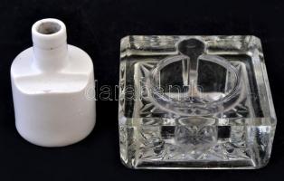 2 db tintatartó: díszes üveg, 7,5×7,5×4 cm + porcelán, jelzett (MT), kis lepattanással, m: 6 cm