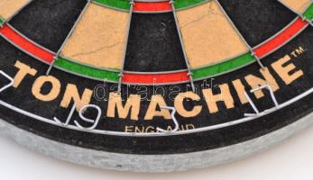 Winmau versenydarts tábla 3 db nyíllal, kis hiánnyal, d: 45 cm