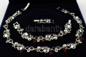 Swarovski kristály nyaklánc és karkötő szett. Leírással,  díszdobozban / Crystal set of necklace, br...