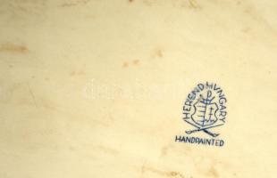 Herendi Maugsch jegesmedve, fehér mázas, jelzett, fülén kopás nyomok, 22×41 cm