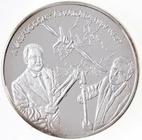 2009. "Rendszerváltás szett": "Nagy Imre újratemetése 1989. 06. 16.", "A Va...