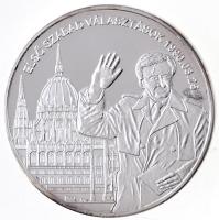 2009. "Rendszerváltás szett": "Nagy Imre újratemetése 1989. 06. 16.", "A Va...