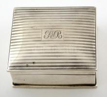 Ezüst (Ag.) monogramos doboz, jelzett (angol),  fa betéttel, bruttó:299 g, 10×9 cm
