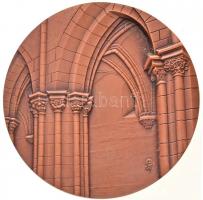 Kósa István (1953-) 2003. "Magyar építészet remekei - Jáki templom" patinázott Cu emlékére...