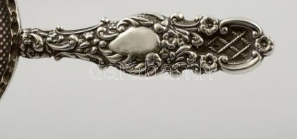 Ezüst(Ag) teaszűrő állvánnyal, 2 db, jelzett, h: 14,8 cm, d: 6,5 cm, nettó: 107,3 g