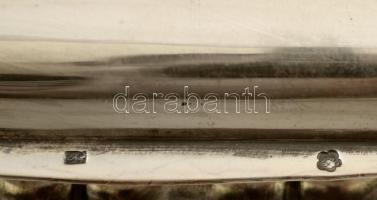 Ezüst (Ag.) doboz, mesterjeggyel , jelzett, fa betéttel, 24×17 cm, nettó:764 g