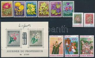 1961-1980 Flower 6 sets + 1 block 1961-1980 Virág motívum 6 klf sor + 1 db blokk 2 db stecklapon