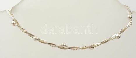 Ezüst(Ag) gyöngymintás fonott karkötő, jelzett, h: 19 cm, nettó: 4 g