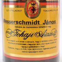 1979 Tokaji Aszú, 3 puttonyos, palackozó üzem: Tokajhegyaljai Állami Borgazdaság, 0,5 l, Messerschmi...