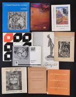 Vegyes művészeti könyv tétel: különféle érdekes kiállítási katalógusok, összesen 10 db