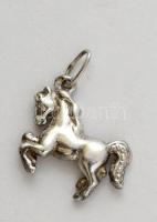 Ezüst(Ag) lovas függő, jelzett, 2x2,5 cm, nettó: 1,7 g