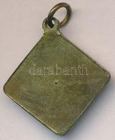 ~1914-1918. "Világháború Emlék 1914" fém jelvény füllel. Szign.: KS (25mm) T:2