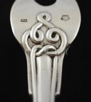 Ezüst(Ag) húsvilla, 2 db, jelzett, h: 24,5 és 20,5 cm, nettó: 168,8 g
