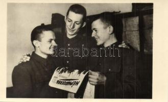 Magyar Néphadsereg propaganda lapjai - 4 db modern képeslap, tankokkal / 4 modern propaganda postcar...