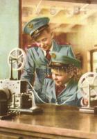 5 db MODERN QSL, azaz rádióamatőr összeköttetést igazoló képeslap, magyar szocialista képekkel / 5 m...