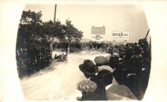 1926 szeptember 26. Budapest XII. Szabadság-hegy, Motorkerékpár verseny, Majláth Miklós nevező és Kaszala Károly vezető / Hungarianj motorcycle race in Budapest, photo